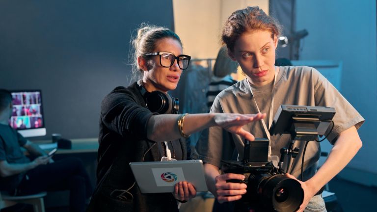 Production Assistant Job Description StudioBinder